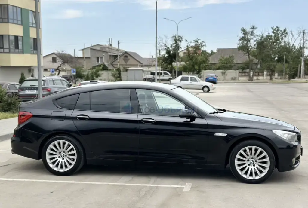 BMW 5 серия GT 3.0 AT, 2010